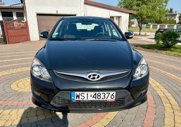 Hyundai I30 cena 20900 przebieg: 252000, rok produkcji 2011 z Siedlce małe 352